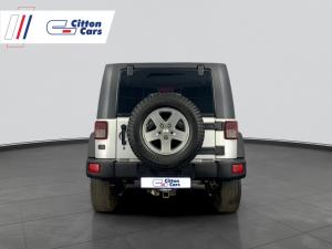 Jeep Wrangler 3.8 Unltd Rubicon automatic - Image 4