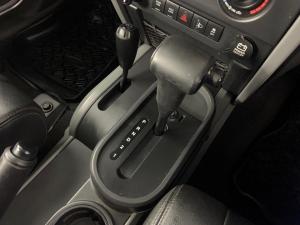 Jeep Wrangler 3.8 Unltd Rubicon automatic - Image 9
