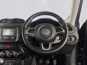 Jeep Renegade 1.6 E-TORQ Longitude - Image 11