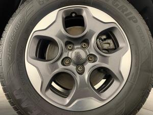 Jeep Renegade 1.6 E-TORQ Longitude - Image 18