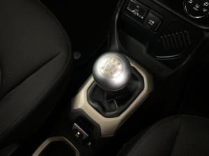 Jeep Renegade 1.6 E-TORQ Longitude - Image 8