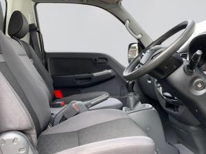 Kia K 2700 WorkhorseS/C - Image 13