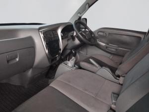 Kia K 2700 WorkhorseS/C - Image 3