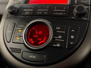 Kia Soul 2.0 automatic - Image 7