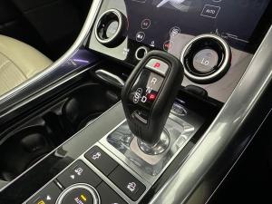 Land Rover Range Rover Sport 3.0D HSE - Image 9