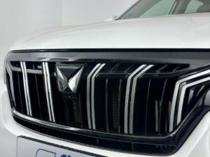 Mahindra XUV 700 2.0 AX7L automatic - Image 12