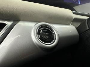 Mahindra XUV 700 2.0 AX7L automatic - Image 9