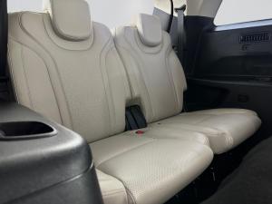 Mahindra XUV 700 2.0 AX7L automatic - Image 20