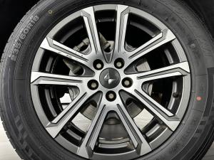 Mahindra XUV 700 2.0 AX7L automatic - Image 19