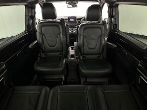 Mercedes-Benz V250 Bluetec Avantgarde automatic - Image 11