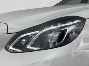 Mercedes-Benz E 250 CDI Avantgarde - Image 3