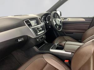 Mercedes-Benz ML 250 Bluetec - Image 12