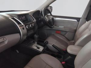 Mitsubishi Pajero Sport 3.2 Di-D GLS automatic - Image 3