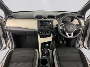 Nissan Magnite 1.0 Visia AMT - Image 10