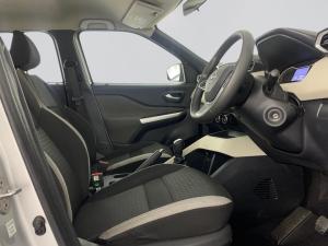 Nissan Magnite 1.0 Visia AMT - Image 13