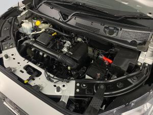 Nissan Magnite 1.0 Visia AMT - Image 17