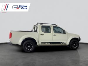 Nissan Navara 2.5 dCi LE 4X4 automaticD/C - Image 4