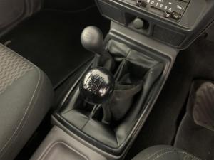 Nissan Hardbody NP300 2.5 TDi 4X4D/C - Image 8