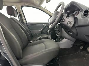 Renault Duster 1.6 Expression - Image 11
