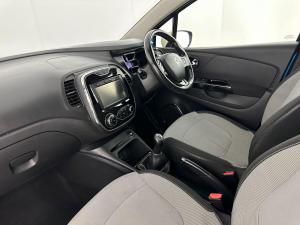 Renault Captur 1.5 dCI Dynamique 5-Door - Image 10