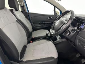 Renault Captur 1.5 dCI Dynamique 5-Door - Image 11