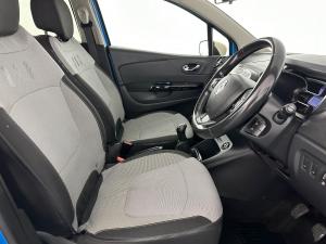 Renault Captur 1.5 dCI Dynamique 5-Door - Image 18