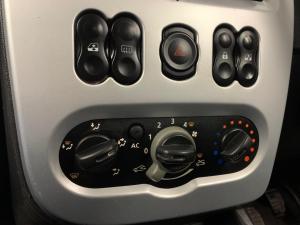 Renault Sandero 1.6 Expression - Image 19