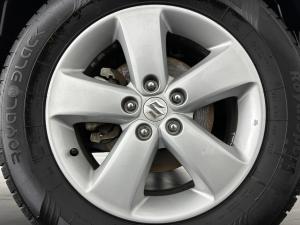 Suzuki Grand Vitara 2.4 - Image 19