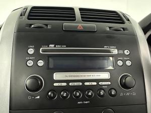 Suzuki Grand Vitara 2.4 - Image 9