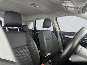 Suzuki Vitara Brezza 1.5 GLX - Image 15