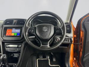 Suzuki Vitara Brezza 1.5 GLX - Image 15