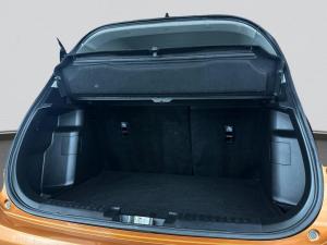 Suzuki Vitara Brezza 1.5 GLX - Image 20