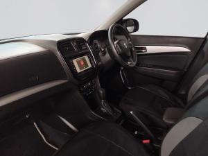 Suzuki Vitara Brezza 1.5 GLX automatic - Image 3