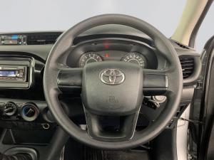 Toyota Hilux 2.0 VvtiP/U Single Cab - Image 10