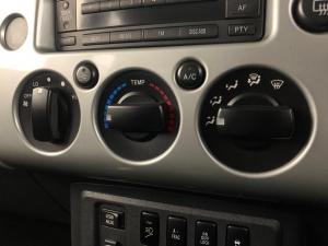 Toyota L/CRUISER FJ 4.0 V6 Trail Cruiser - Image 10