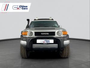 Toyota L/CRUISER FJ 4.0 V6 Trail Cruiser - Image 2