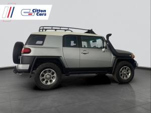 Toyota L/CRUISER FJ 4.0 V6 Trail Cruiser - Image 5