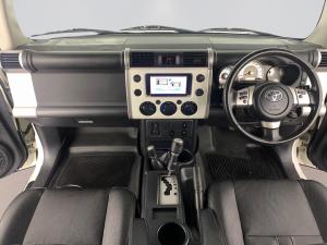 Toyota L/CRUISER FJ 4.0 V6 Cruiser - Image 11