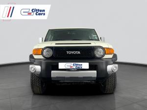 Toyota L/CRUISER FJ 4.0 V6 Cruiser - Image 2