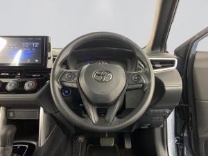 Toyota Corolla Cross 1.8 XI - Image 11