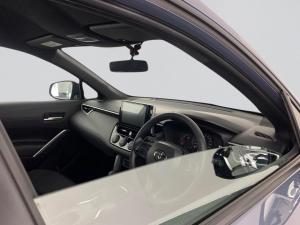 Toyota Corolla Cross 1.8 XI - Image 13