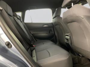 Toyota Corolla Cross 1.8 XI - Image 15