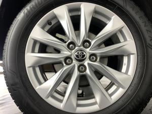 Toyota Corolla Cross 1.8 XI - Image 17