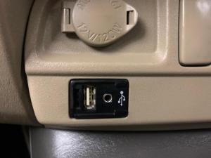 Toyota Fortuner 3.0D-4D 4X4 automatic - Image 13