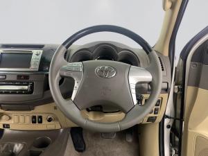 Toyota Fortuner 3.0D-4D 4X4 automatic - Image 15
