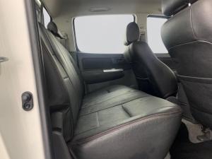 Toyota Hilux 3.0D-4D Raider Raised Body automaticD/C - Image 16