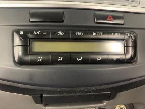 Toyota Hilux 3.0D-4D Raider Raised Body automaticD/C - Image 8