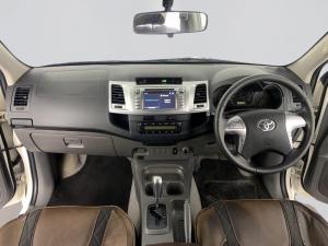 Toyota Hilux 3.0D-4D Raider Raised Body automaticD/C - Image 9