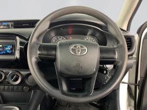 Toyota Hilux 2.0 VvtiS/C Chassis Cab - Image 14
