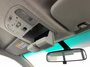 Toyota Hilux 2.0 VvtiS/C Chassis Cab - Image 8
